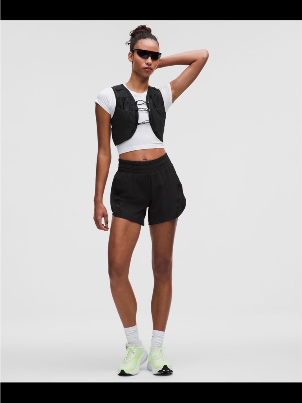 Lululemon track that high rise 5” shorts size 6 black